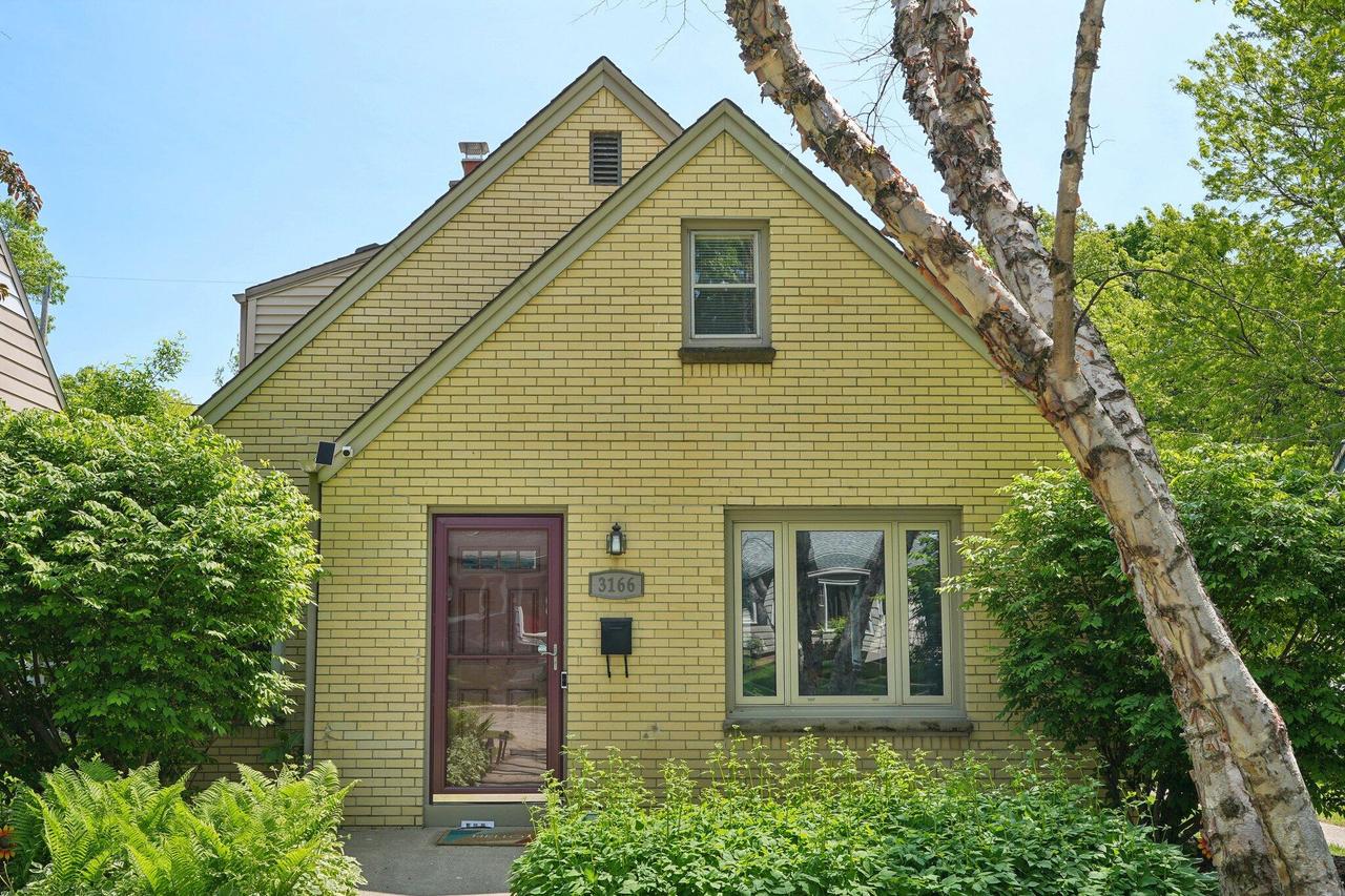 3166 N 79th St, Milwaukee, WI 53222