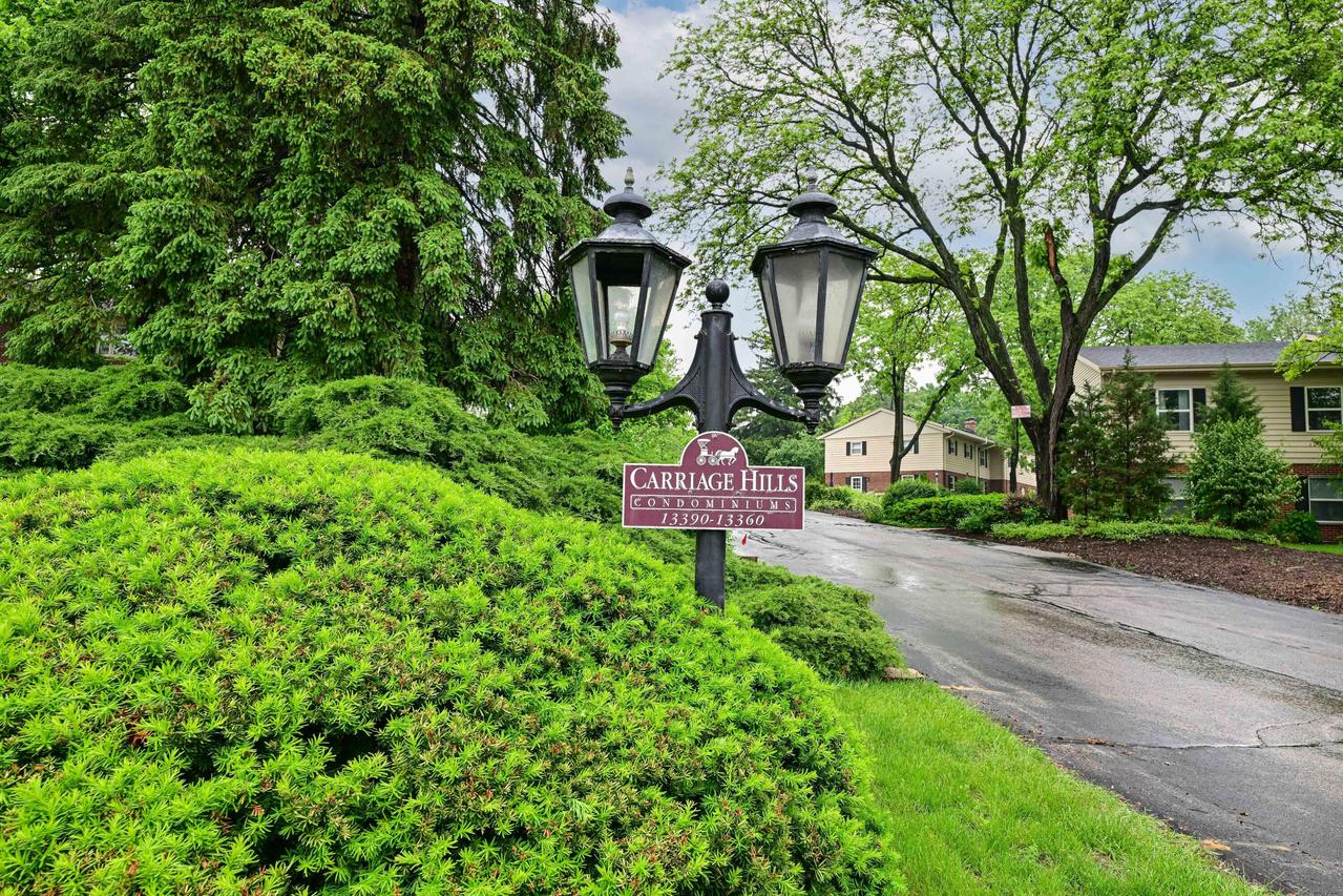13350 W Bluemound Rd #1, Elm Grove, WI 53122