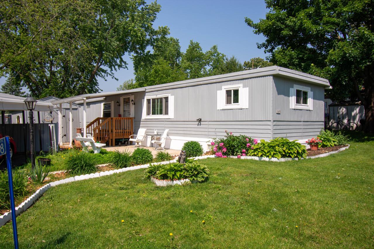 1438 Meadow Ln, Lyons, WI 53105