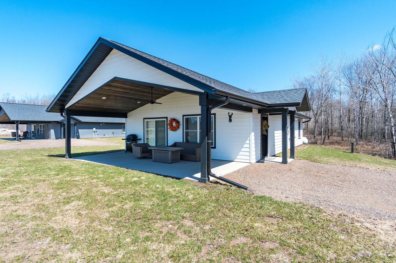 2855 28 11/16 St, Cedar Lake, WI 54817