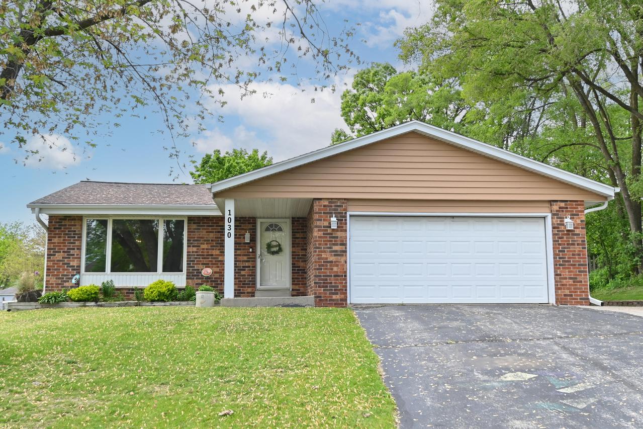 1030 S Grandview Blvd, Waukesha, WI 53188