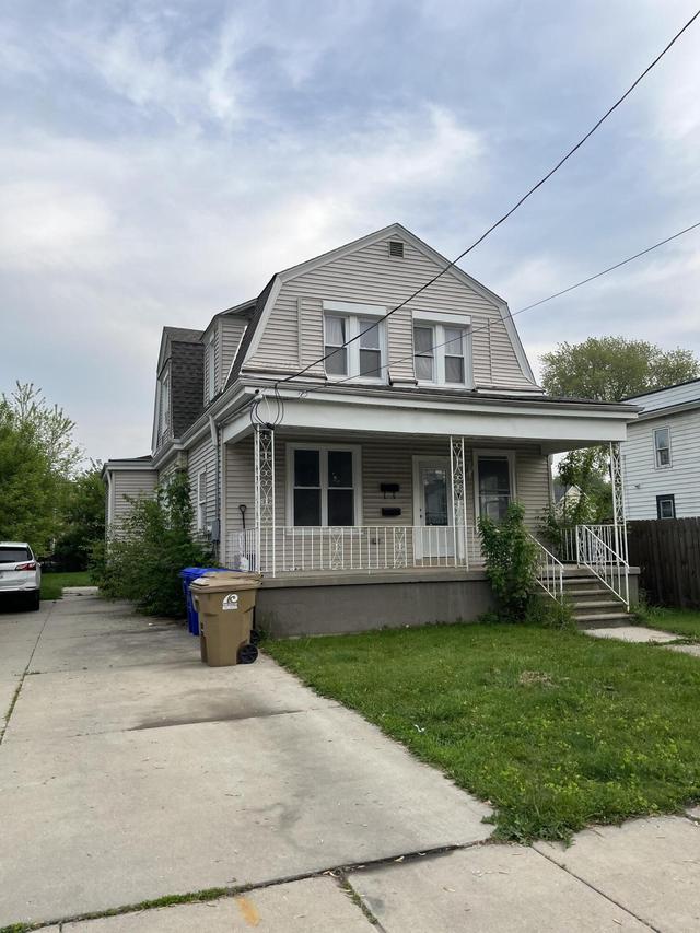 2005 56th St, Kenosha, WI 53140