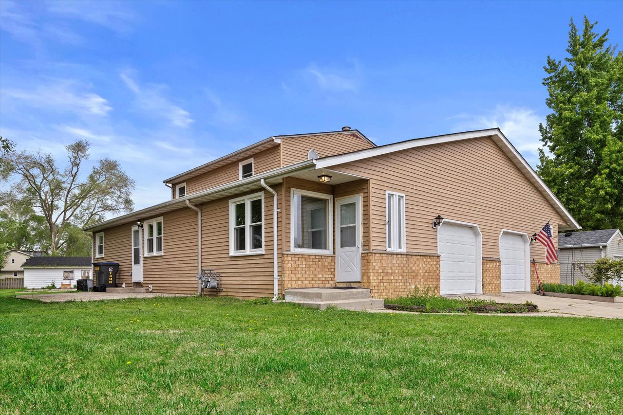 1308 N Stuart Rd #1310, Mount Pleasant, WI 53406