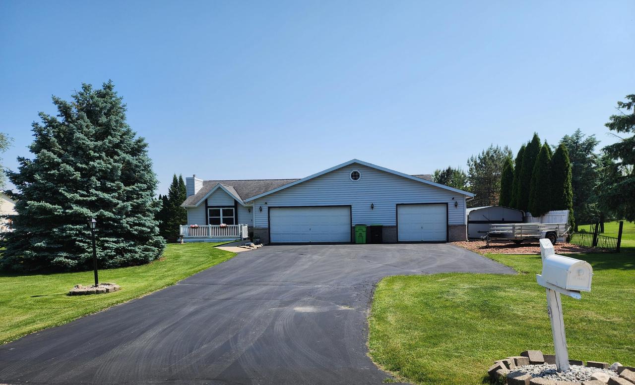 28835 Oak Hill, Waterford, WI 53185