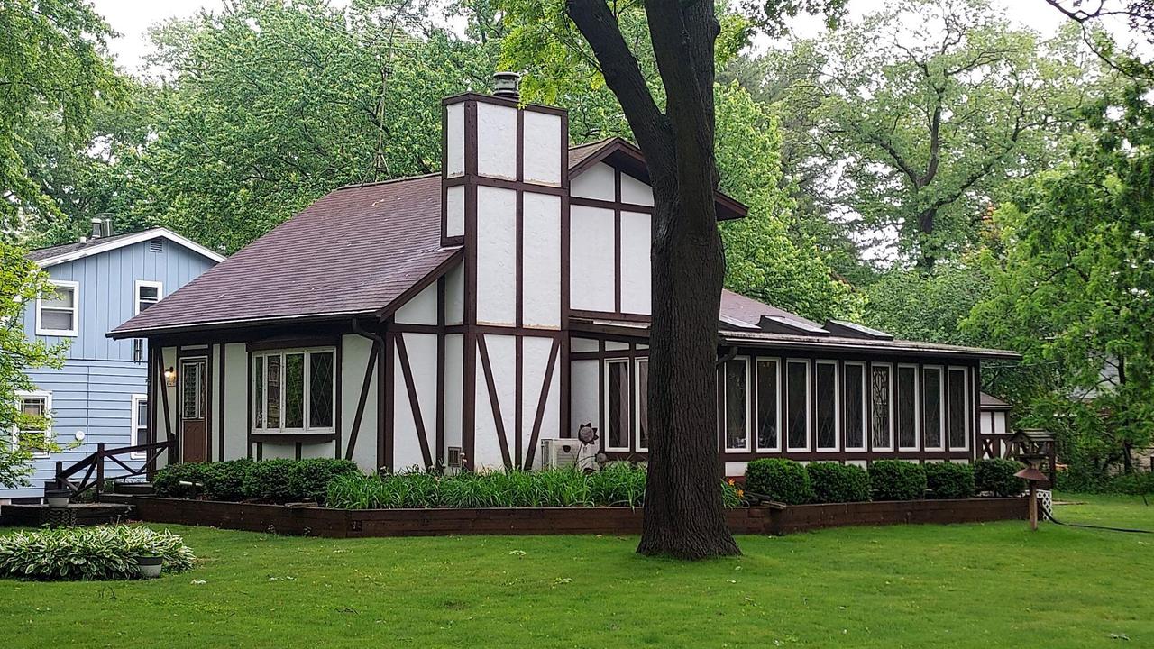 S102W34573 Lower Clarks Park, Eagle, WI 53119
