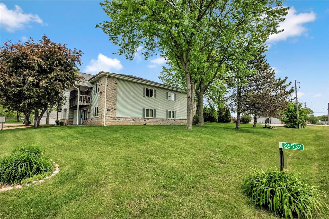 26532 Lilac Ln, Norway, WI 53185