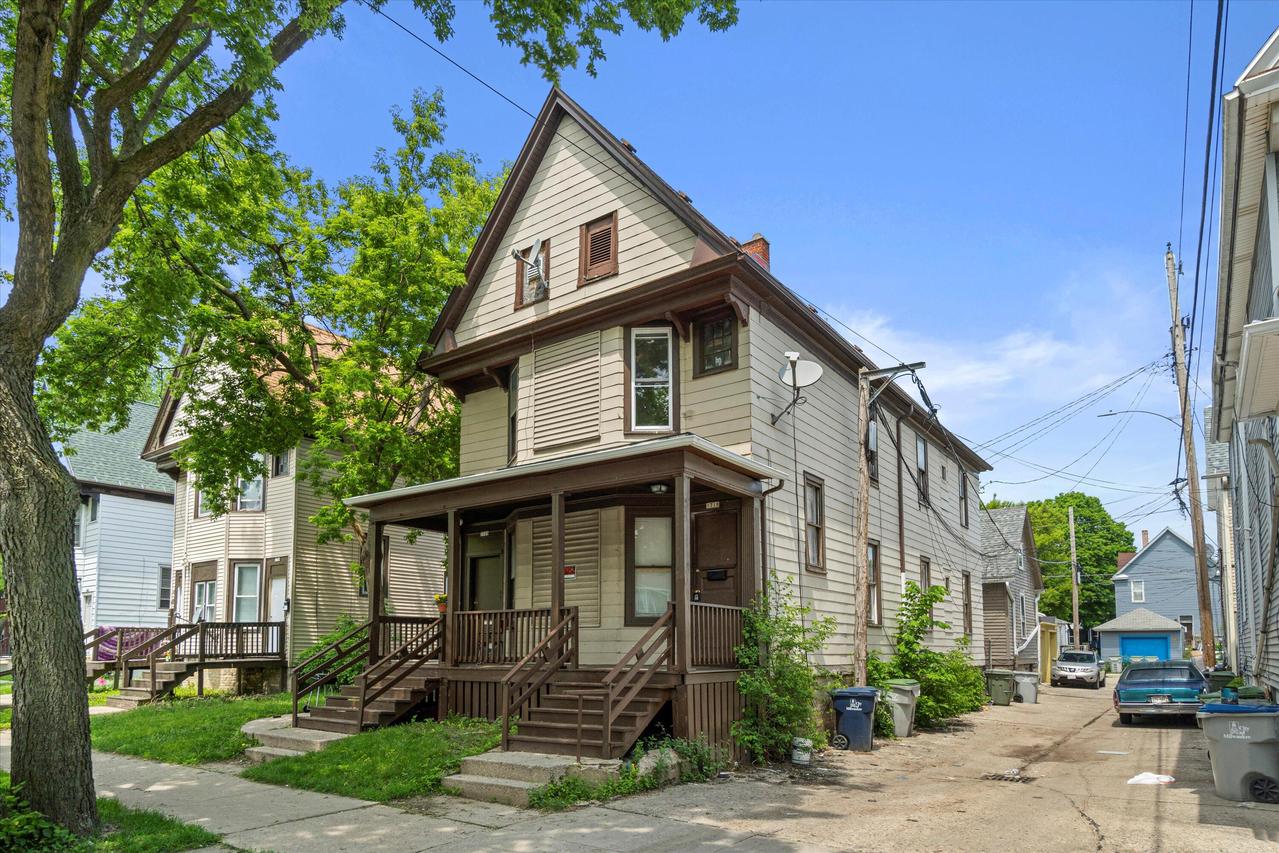 1718 W Washington St #1720, Milwaukee, WI 53204