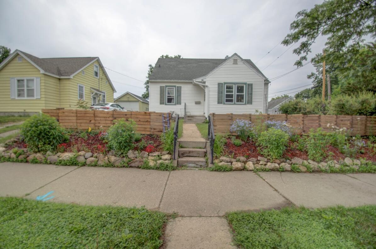 1915 Denton St, La Crosse, WI 54601