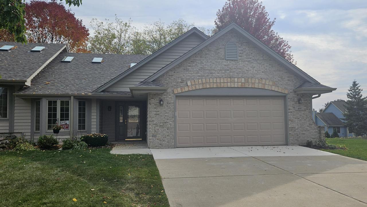 6355 Kingsview Dr, Mount Pleasant, WI 53406