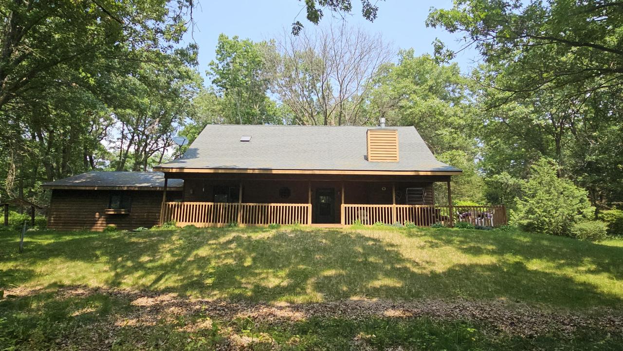 4221 Jackpot Ave, Leon, WI 54656