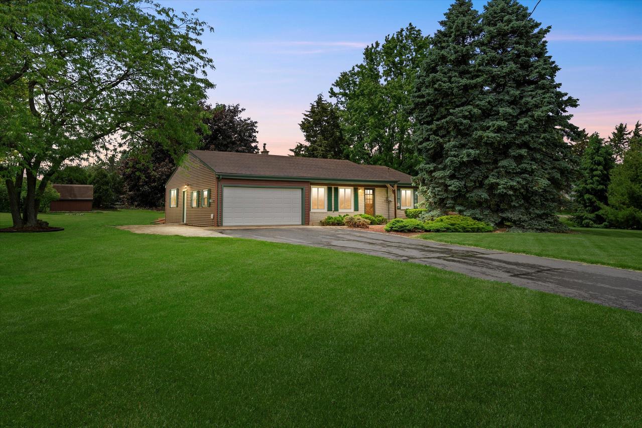 7291 Trading Post Trl, Trenton, WI 53090