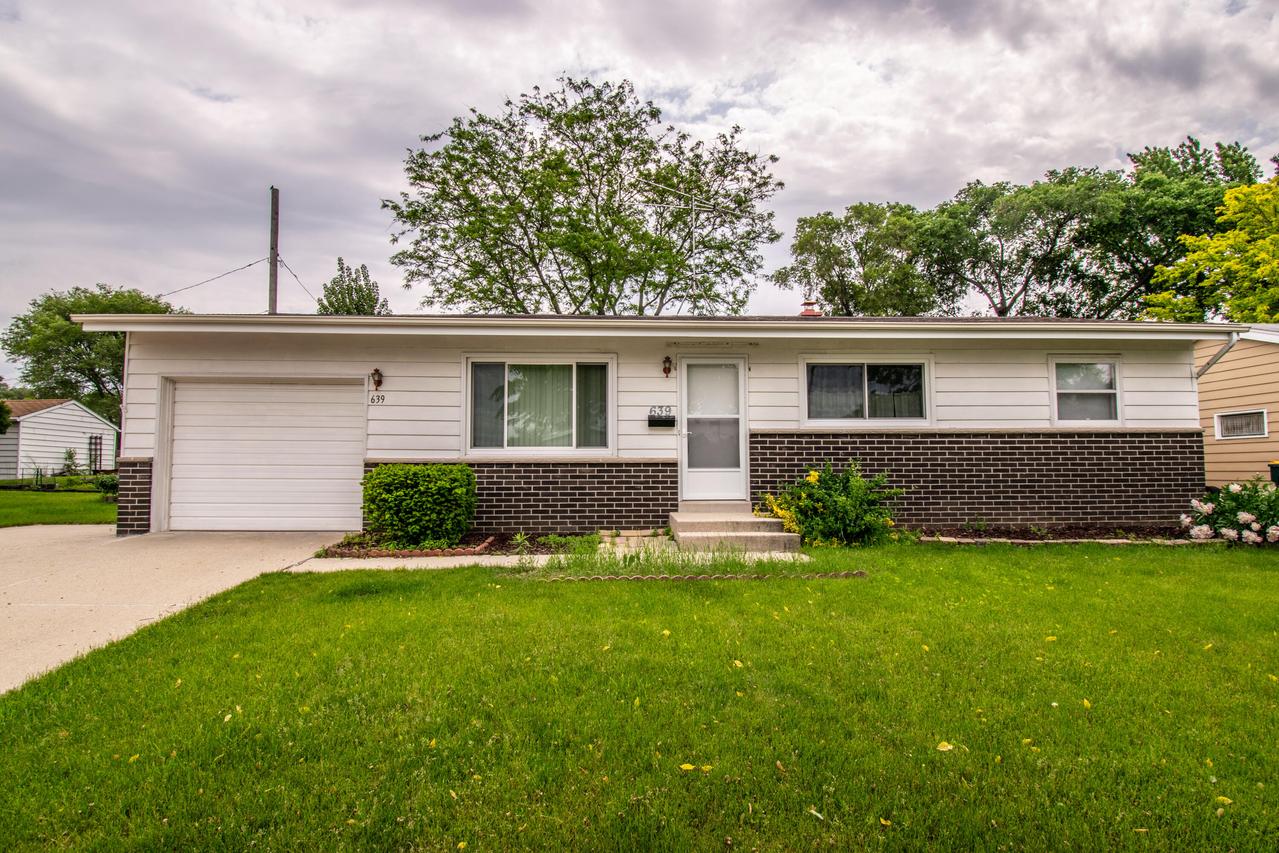 639 Eastern Ave, West Bend, WI 53095