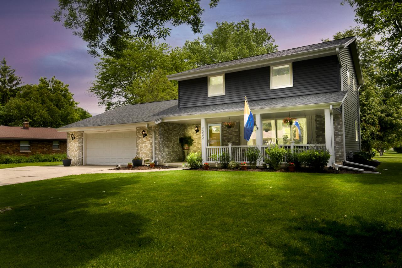 7332 N 100th St, Milwaukee, WI 53224