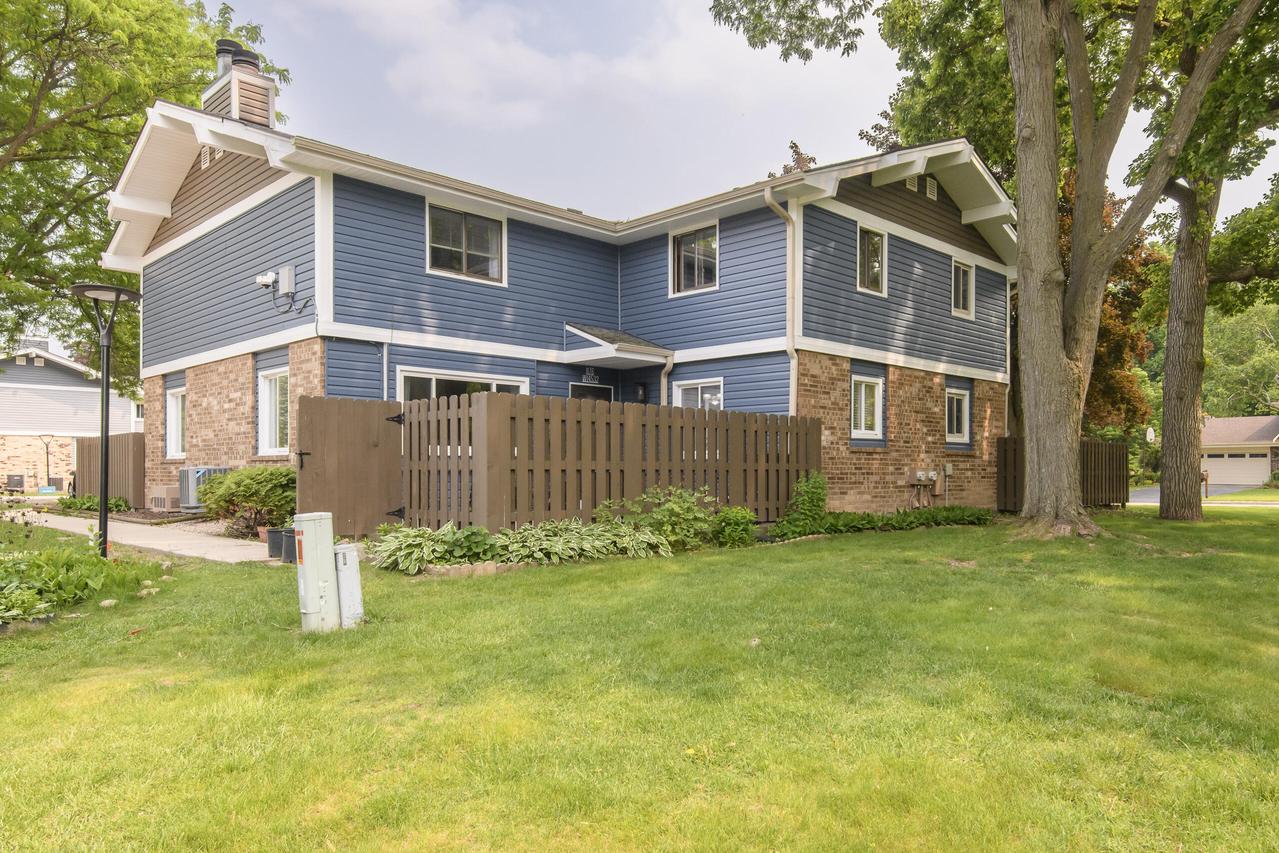 N76W14532 N North Point, Menomonee Falls, WI 53051