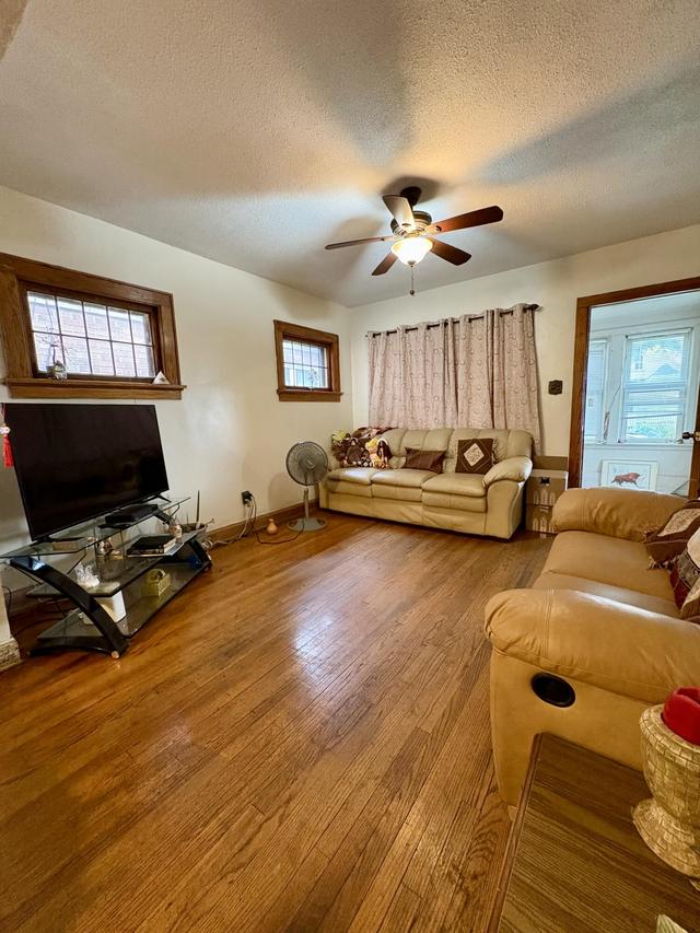 4110 N 7th St, Milwaukee, WI 53209