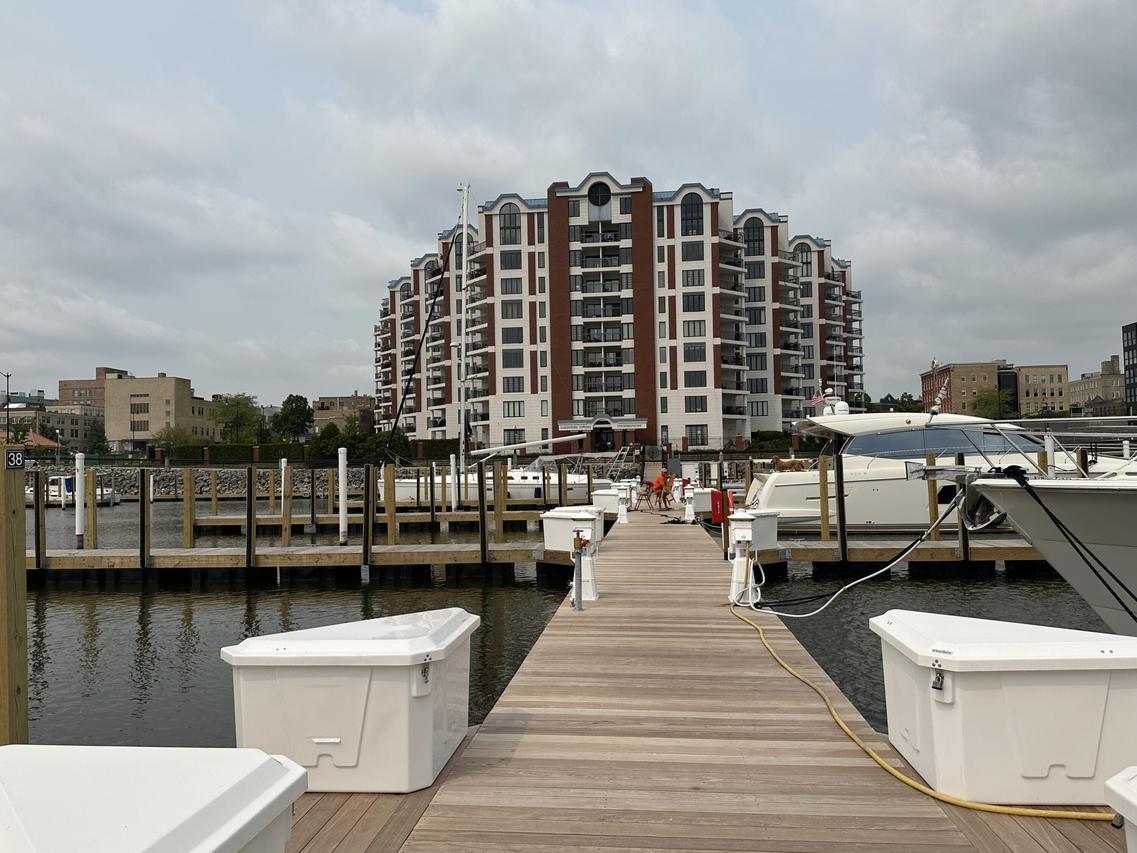 333 Lake Ave #Slip 36, Racine, WI 53403