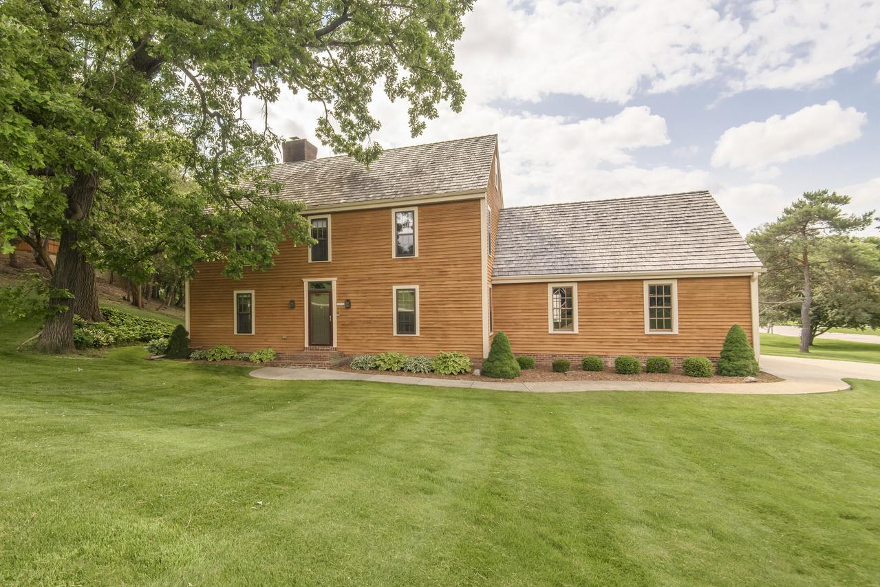 20800 Brook Park, Brookfield, WI 53045