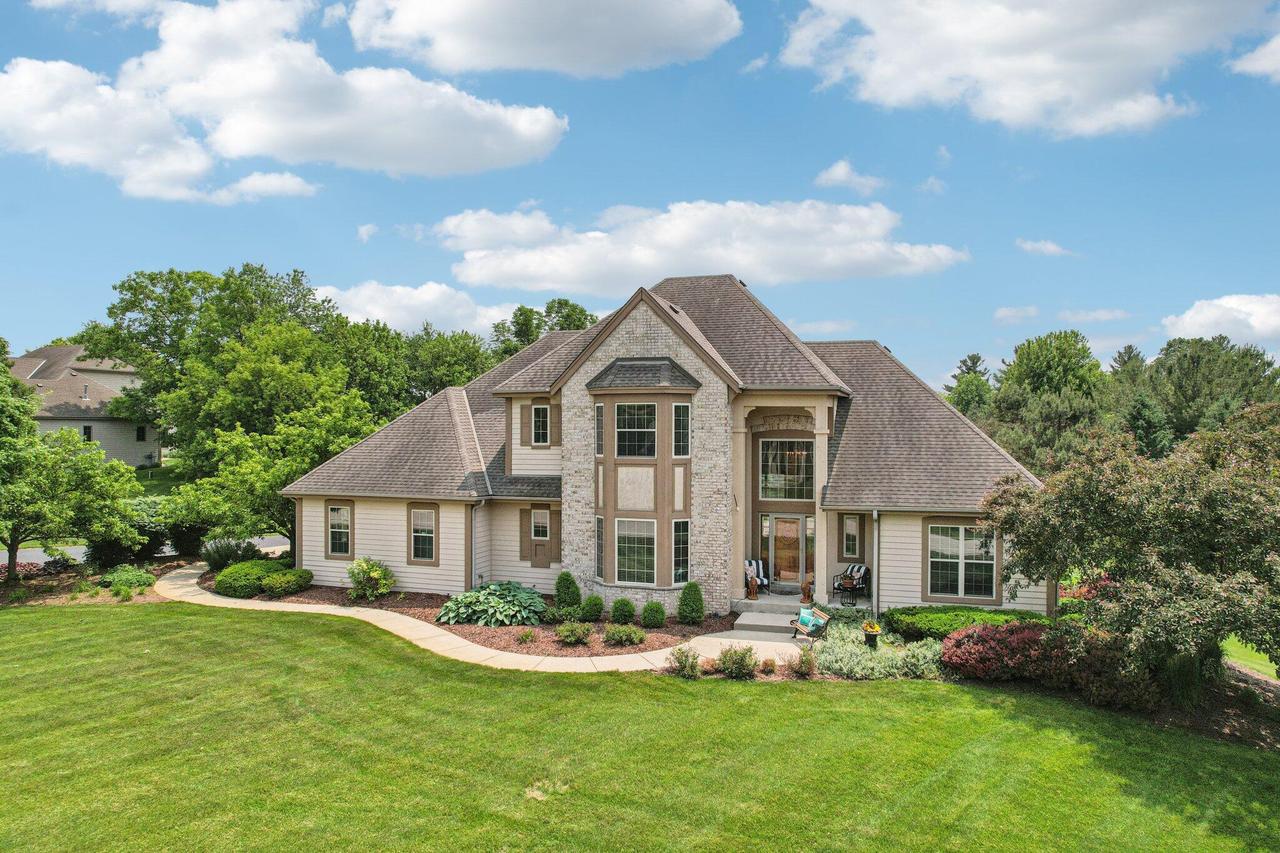 S78W22655 Sunset Glen, Vernon, WI 53103