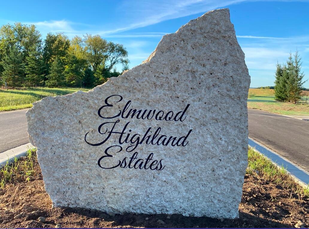 800 Tyler Way #Lt9, Richfield, WI 53017