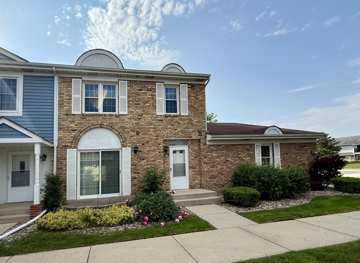 7100 Mariner Dr #101, Mount Pleasant, WI 53406