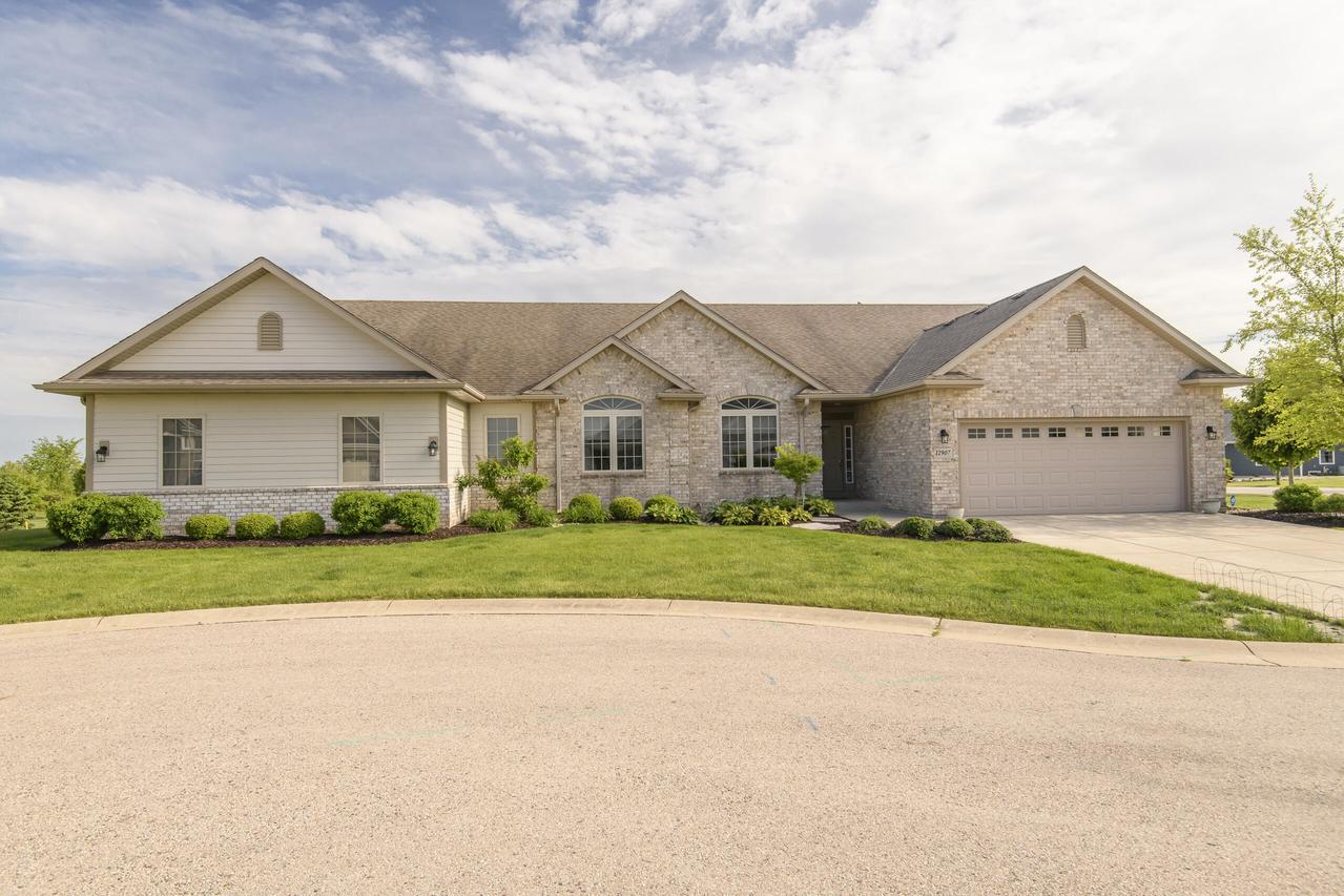 12907 78th Pl, Bristol, WI 53104