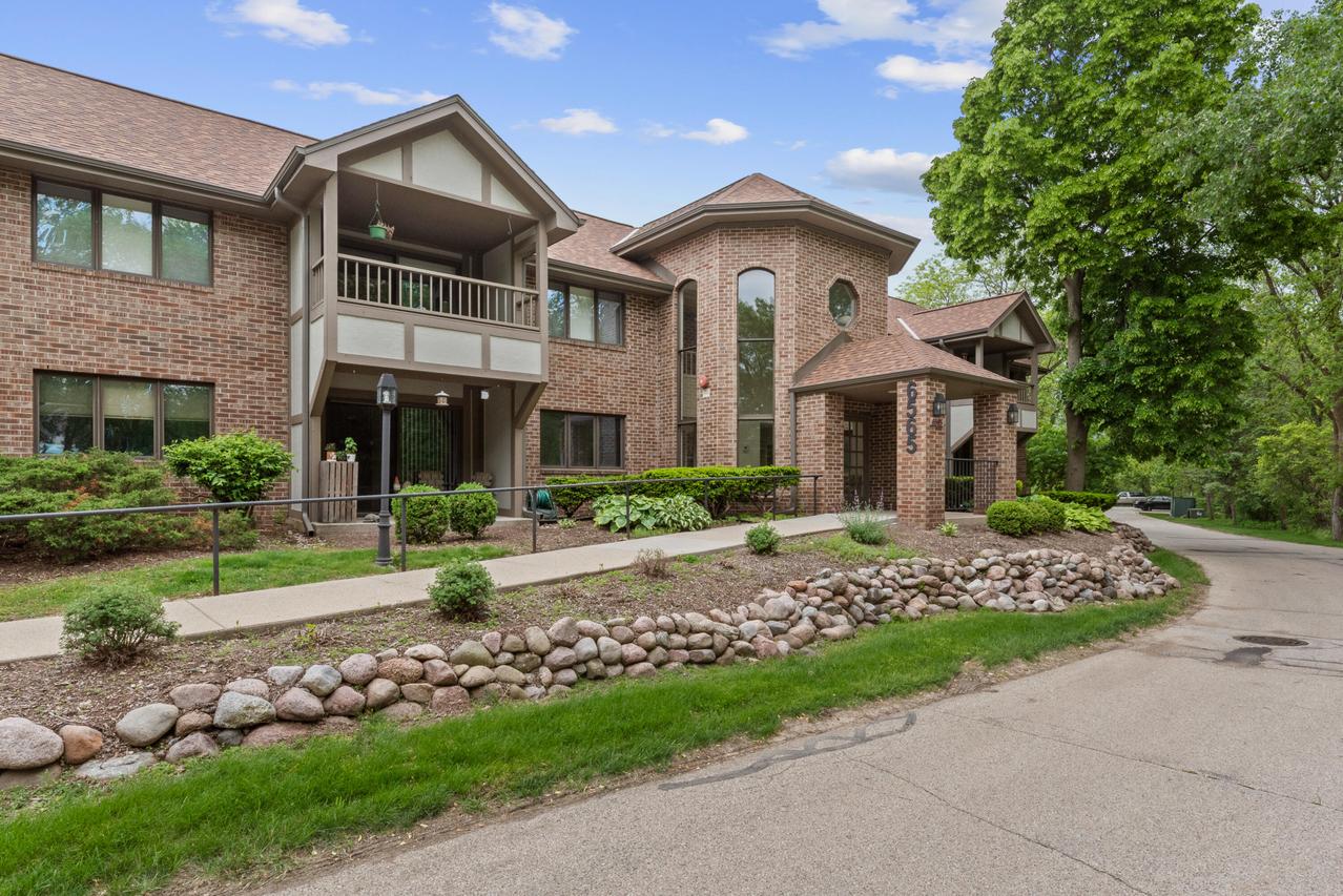6565 N Green Bay Ave #106, Glendale, WI 53209