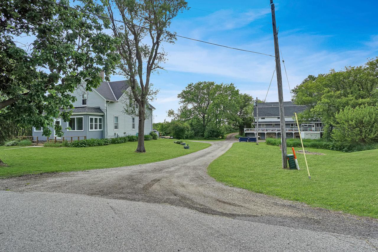 3933 Lovers Ln, Polk, WI 53086