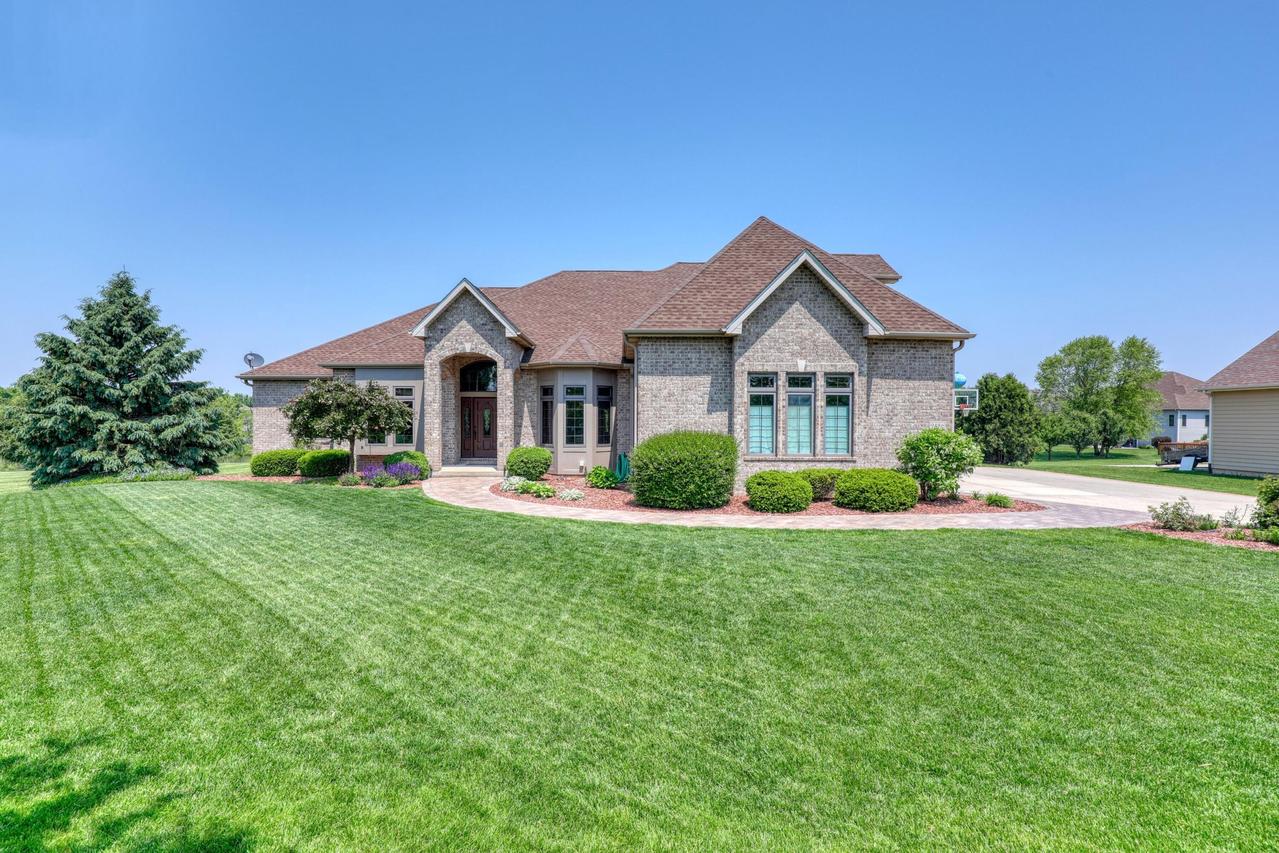9486 Bain Station, Pleasant Prairie, WI 53158