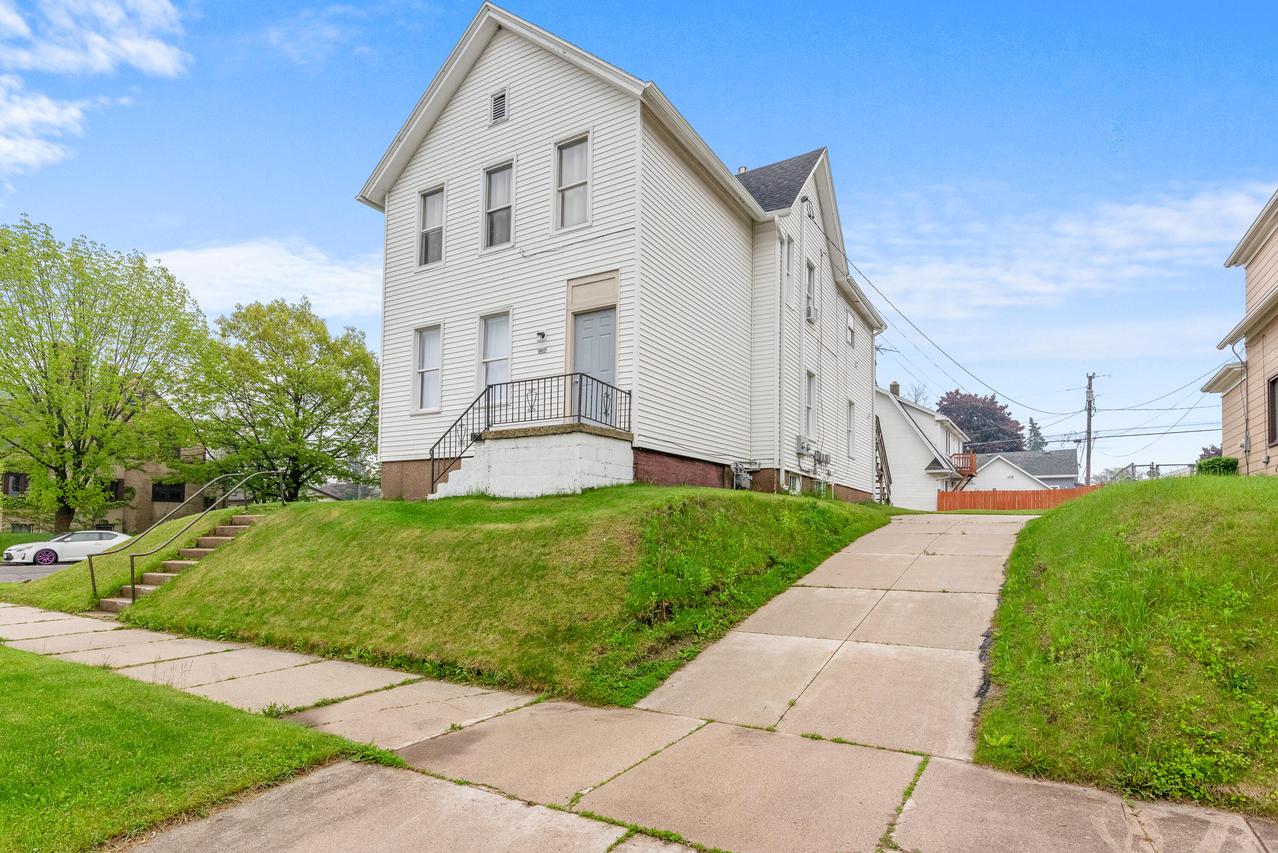 903 High Ave, Sheboygan, WI 53081