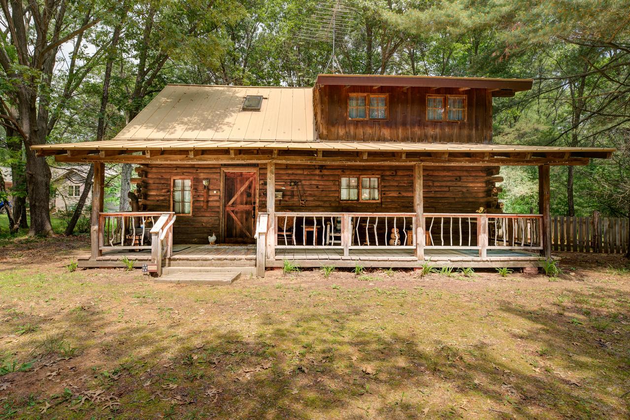 W3562 Glencoe Ave, Montello, WI 53949