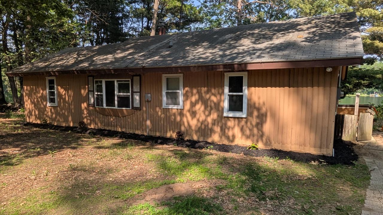 W4368 W Clearwater Dr, Packwaukee, WI 53949
