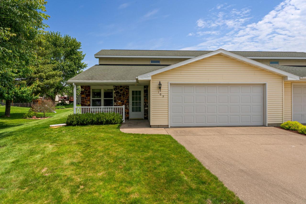 109 Susan Ct, West Salem, WI 54669