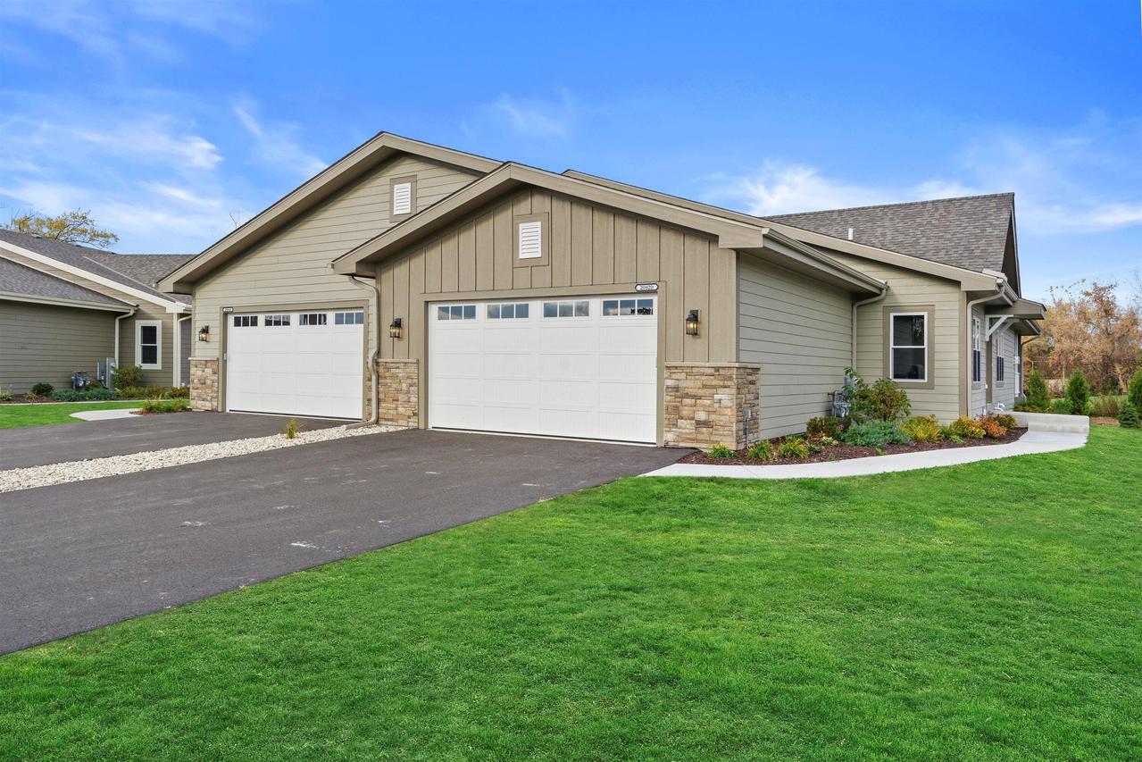 20900 Gray St, Lannon, WI 53046