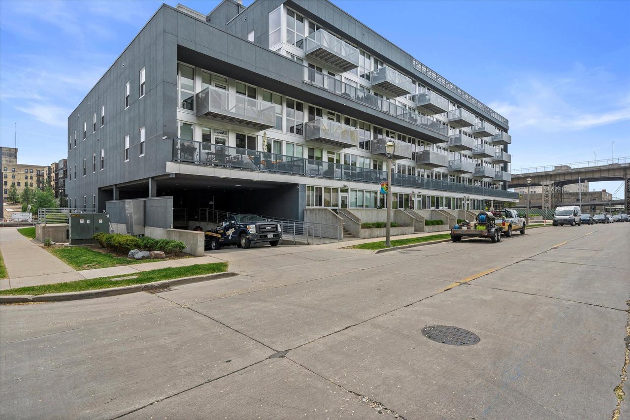 1902 N Commerce St #202, Milwaukee, WI 53212