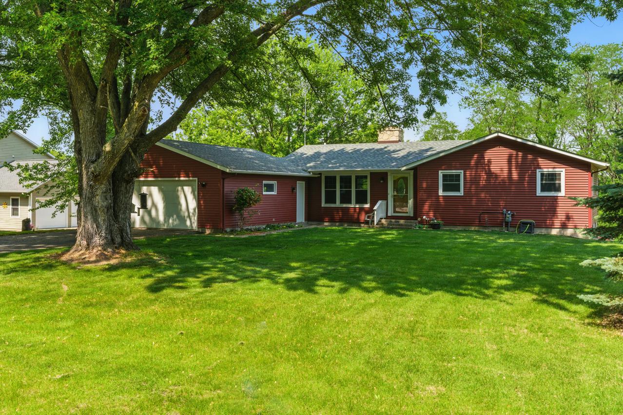 W24696 Park Rd, Trempealeau, WI 54661