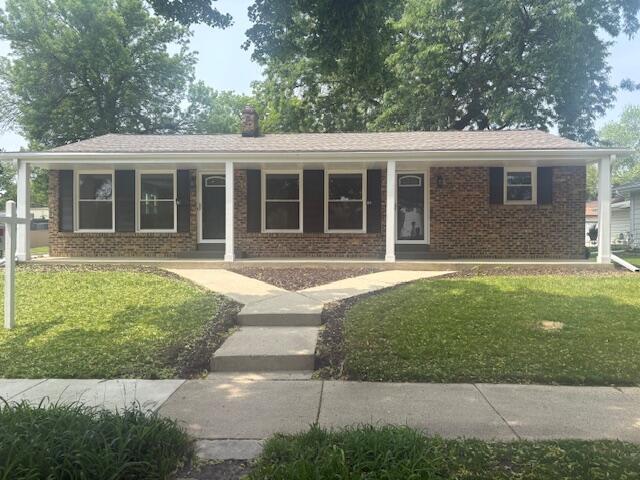 832 Harding Ave, Waukesha, WI 53186
