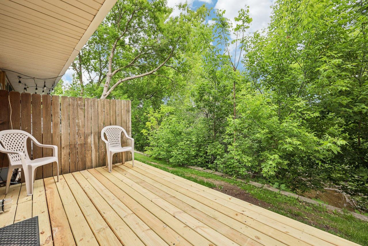 W166N9162 Grand Ave #2, Menomonee Falls, WI 53051