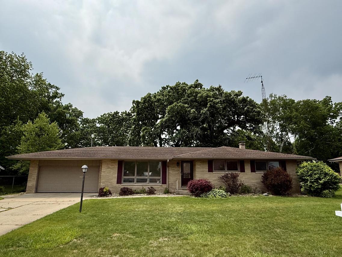 4205 86th St, Pleasant Prairie, WI 53142
