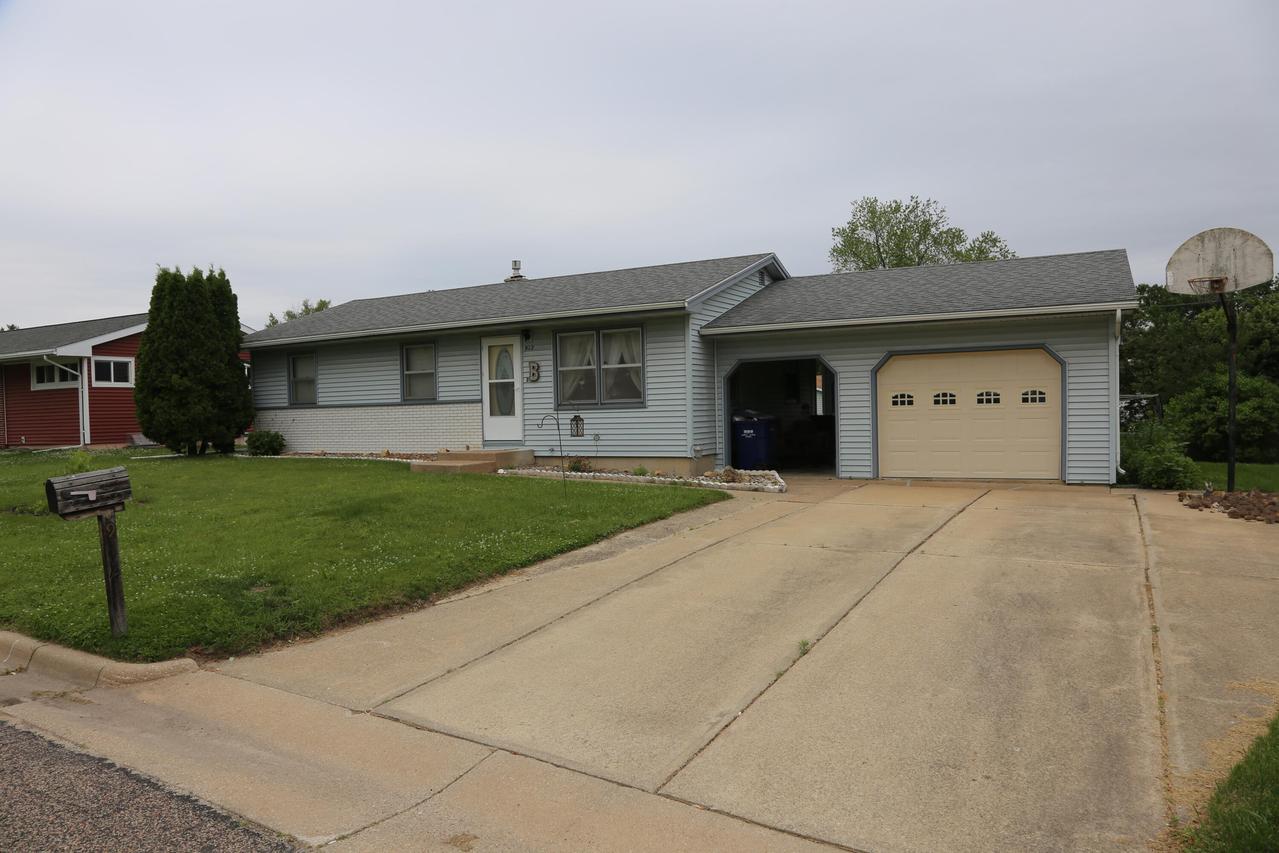 912 Eyler St, Sparta, WI 54656