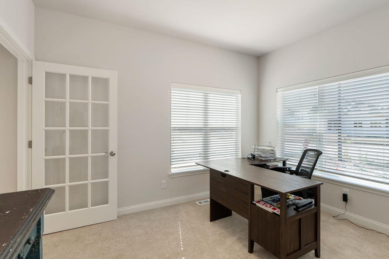 868 S Verona Cir #23, Grafton, WI 53024