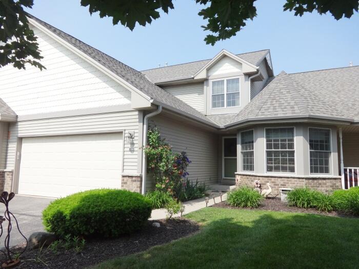605 Annecy Park, Waterford, WI 53185