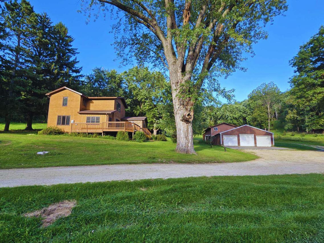 N27046 County Rd., Ettrick, WI 54616