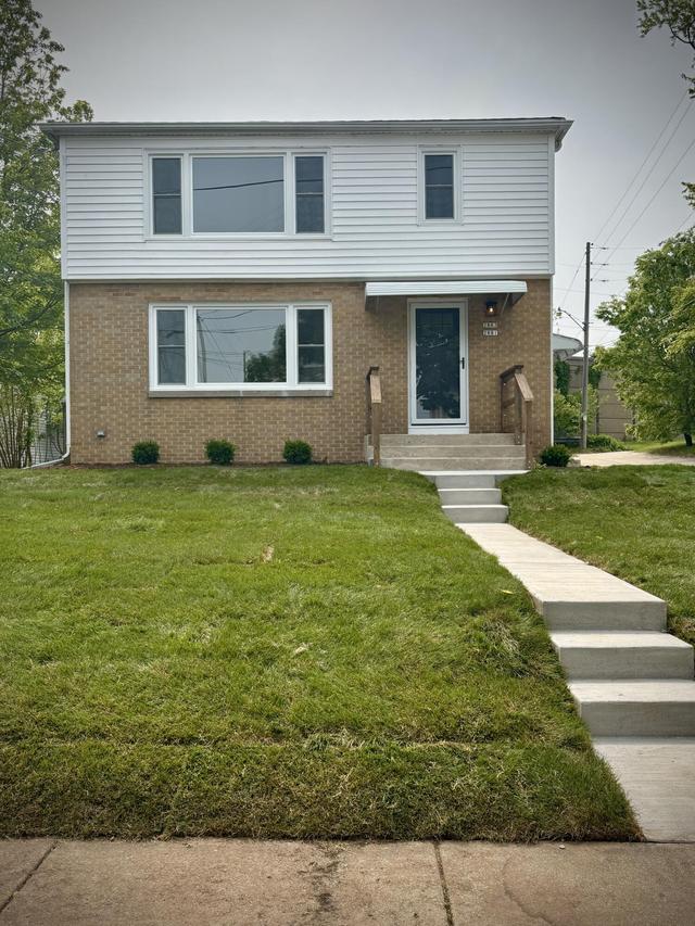 2881 S Linebarger Ter ## 2883, Milwaukee, WI 53207