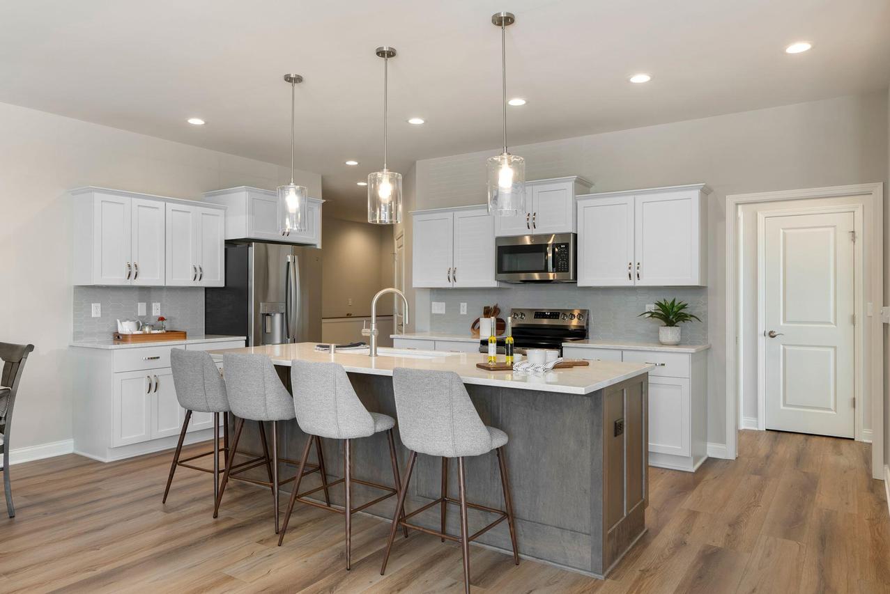 877 S Verona Cir #82, Grafton, WI 53024