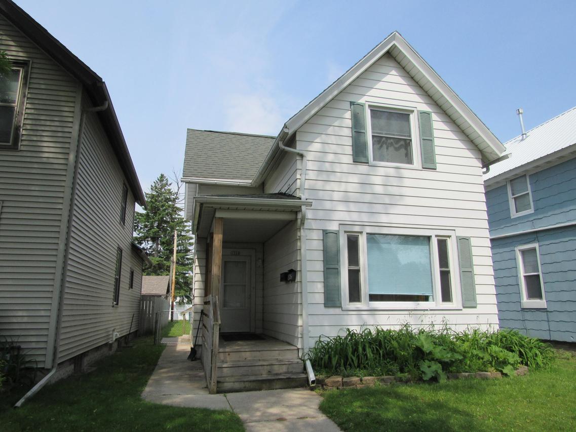 1326 N 11th St, Sheboygan, WI 53081