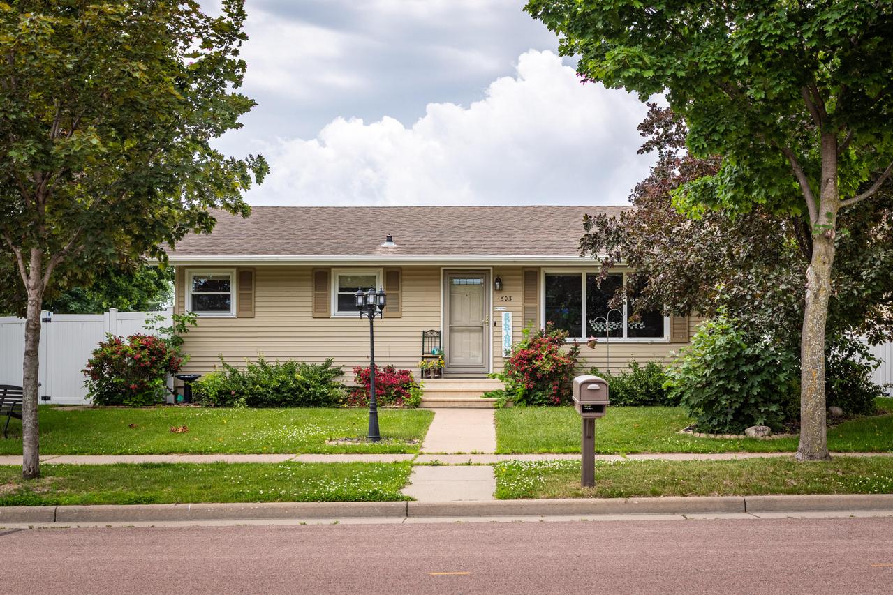 503 4th Ave, Onalaska, WI 54650