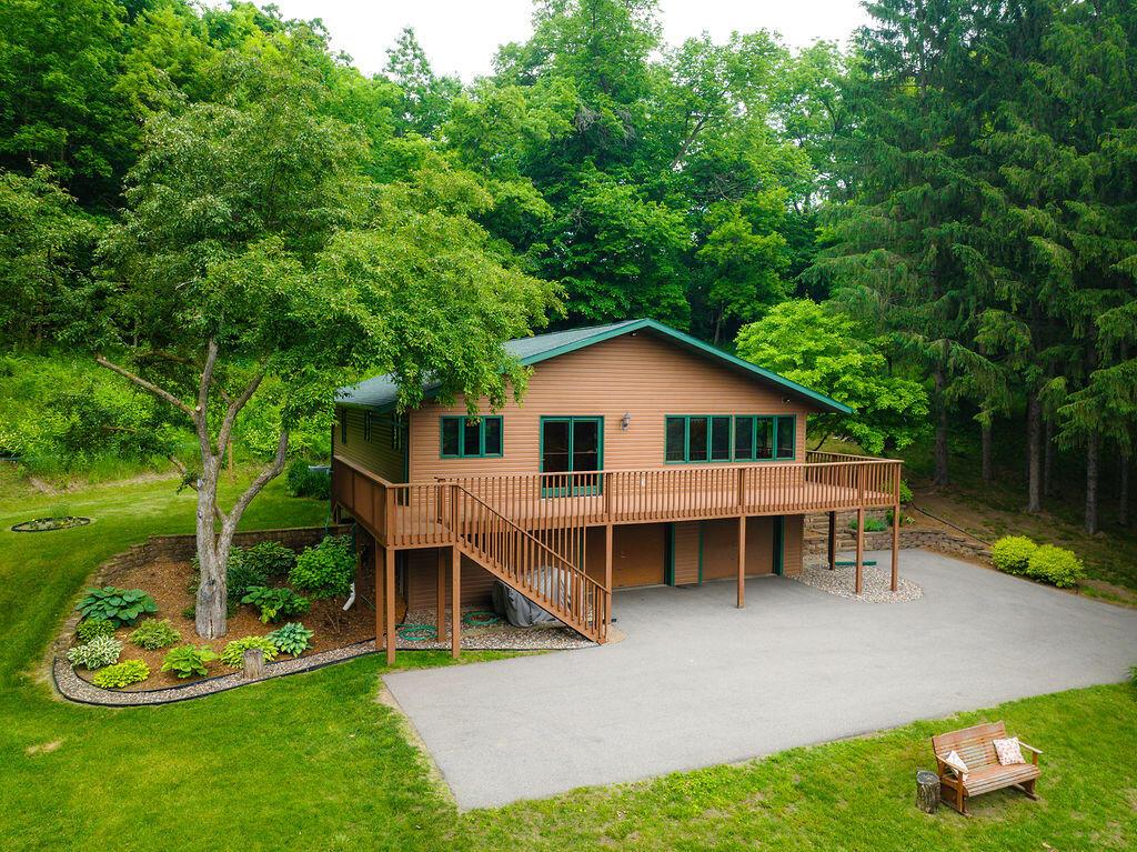 N5335 Locust Dr, Hamilton, WI 54669