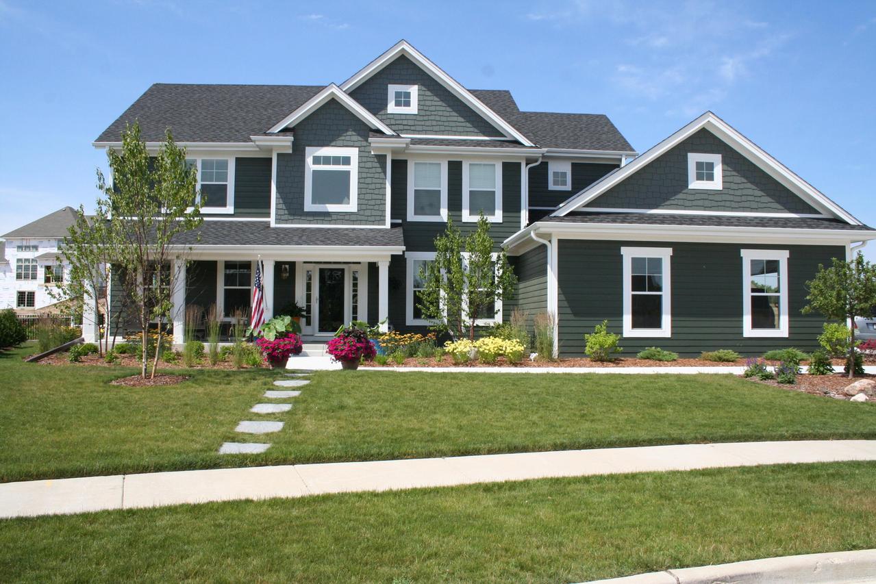 N74W7810 Rolling Meadow, Cedarburg, WI 53012
