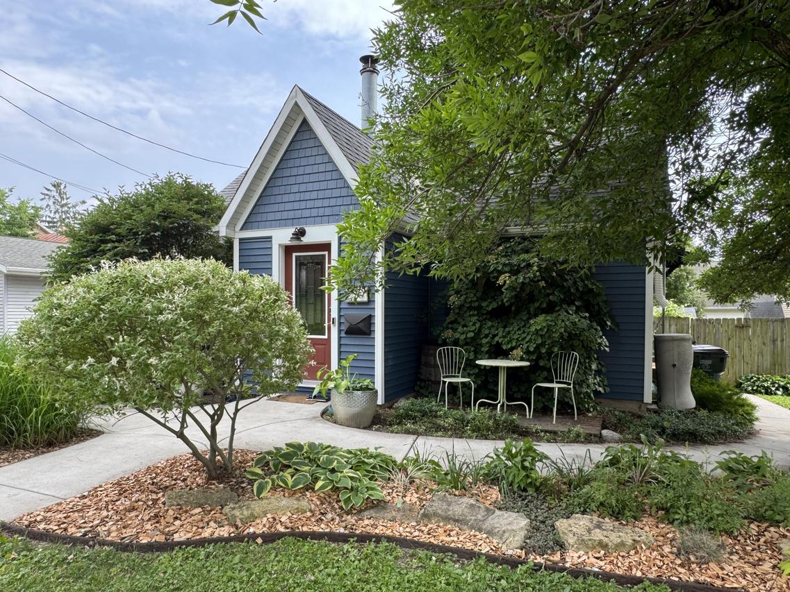 270 W Ryder St, Jefferson, WI 53549