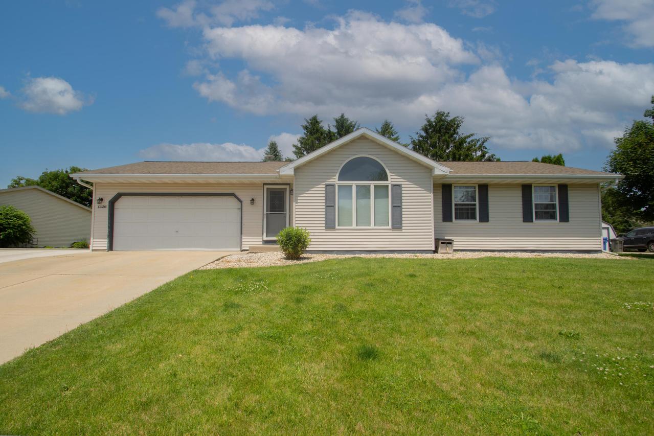 1326 Louisa St, Watertown, WI 53098